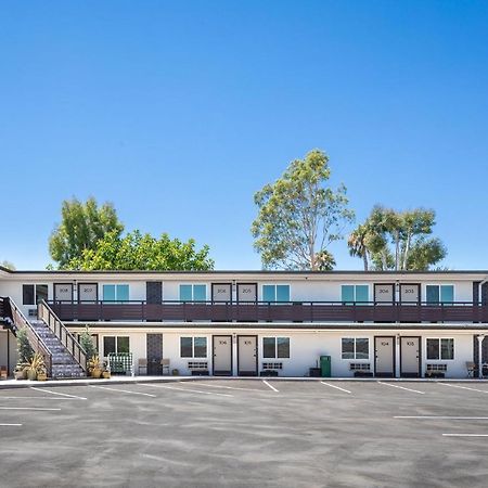 California Inn 애너하임 외부 사진